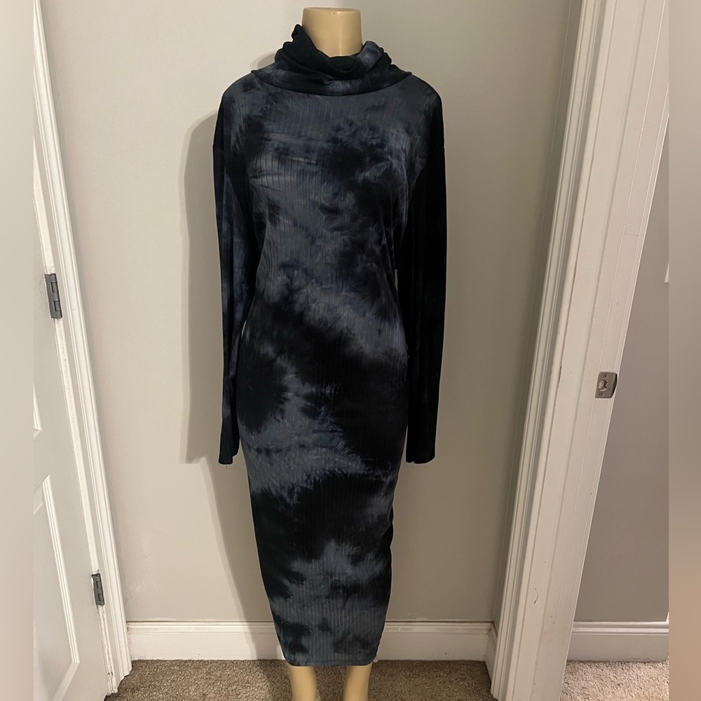 Tie Dye Turtleneck Bodycon Dress